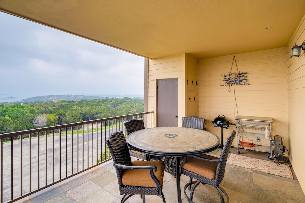 Jonestown Condo on Lake Travis w/ 2 Balconies! - Property Image 1