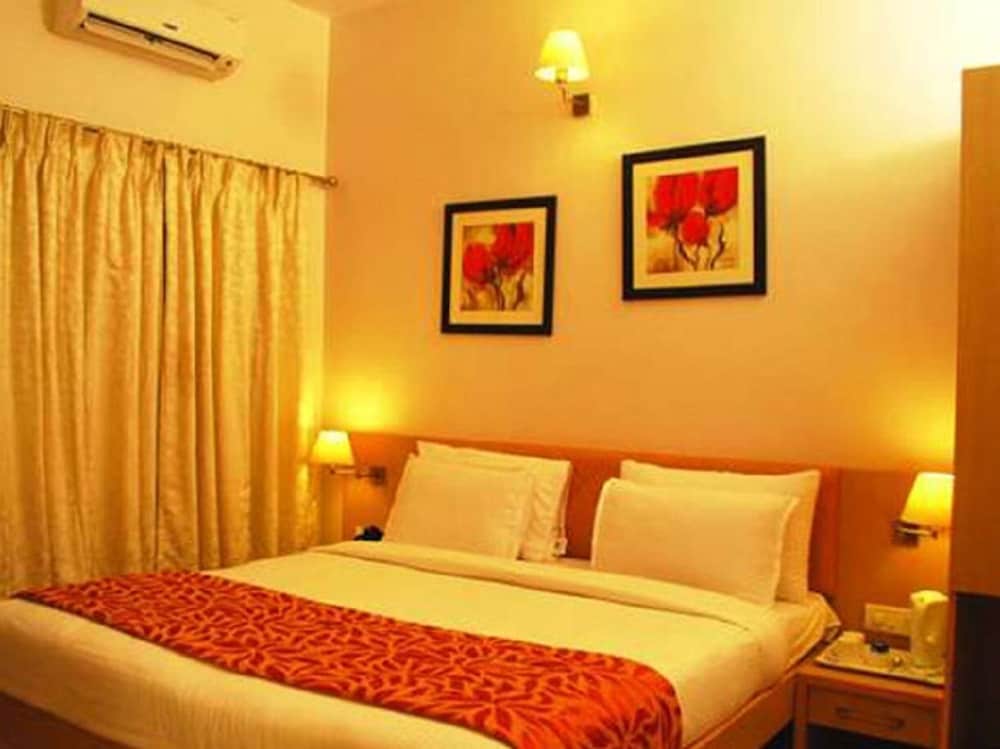 Hotel United 21 Retreat Lonavala view 4