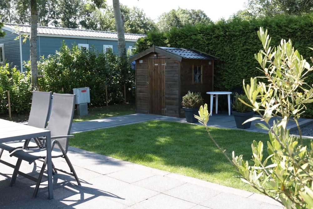 Chalet in Friesland Near Wadden Sea & Franeker