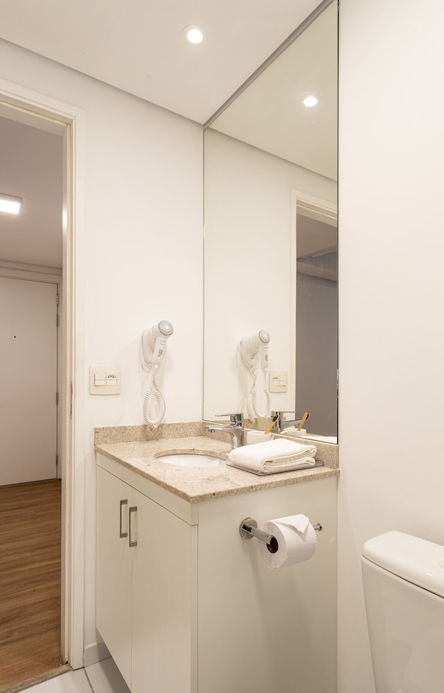 Setin Downtown Genebra by Viva - Apartamentos completos na Bela Vista com piscina