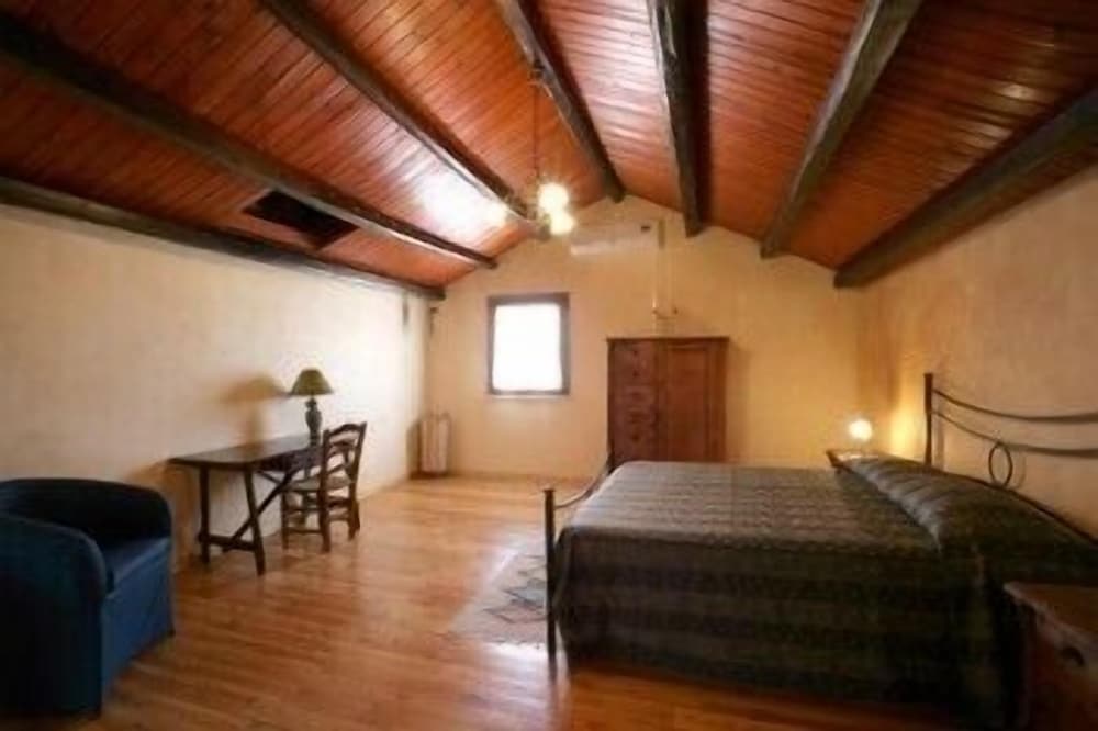 B&B Triskele view 2