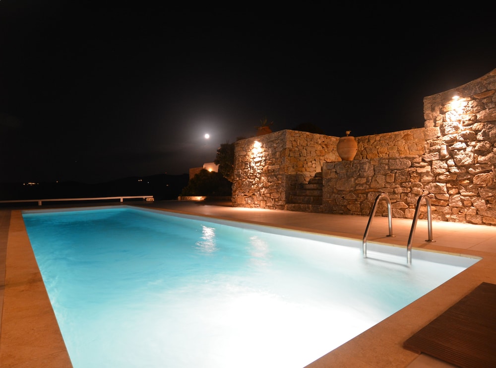 Sea Breeze Panormos