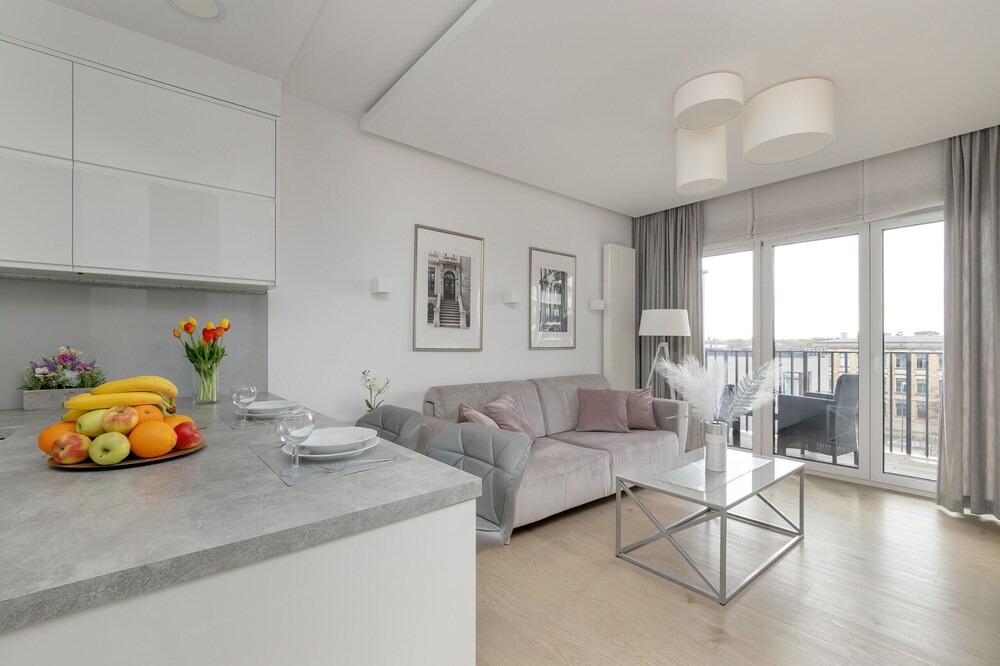 Żwirki Apartment Łódź by Renters