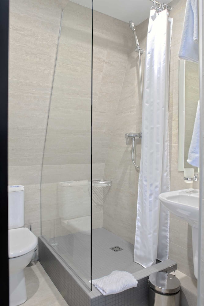 Bristol Apart Hotel