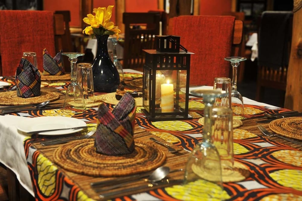 Nkuringo Bwindi Gorilla Lodge