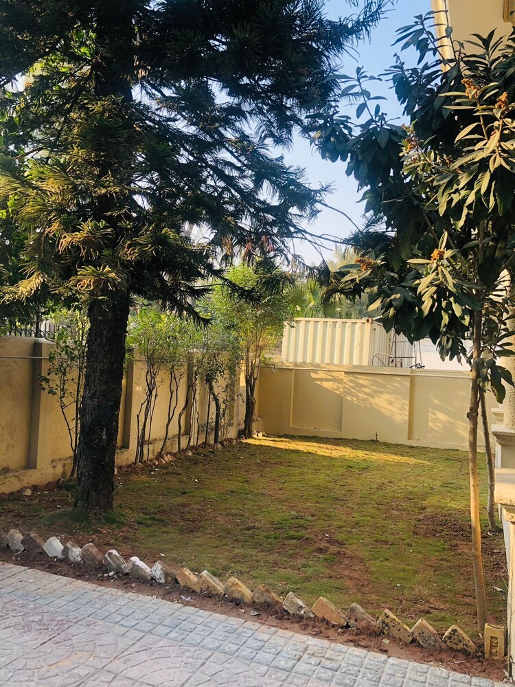 Royal Executive Guest House