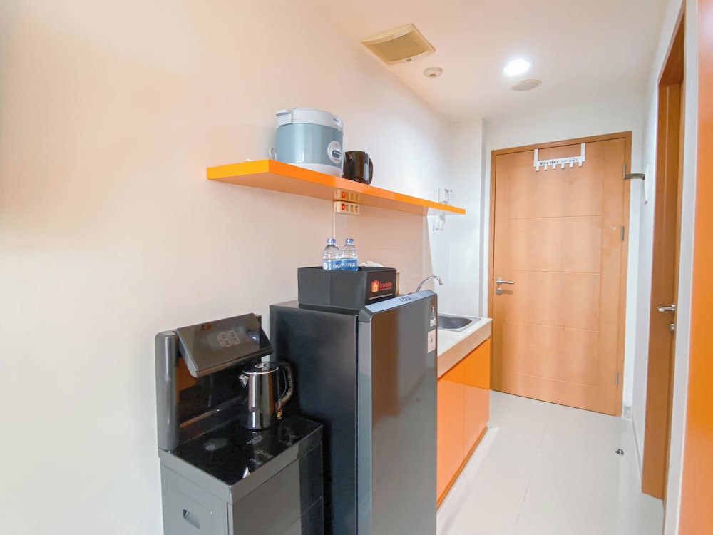 Minimalist Studio Room Apartment At Evenciio Margonda