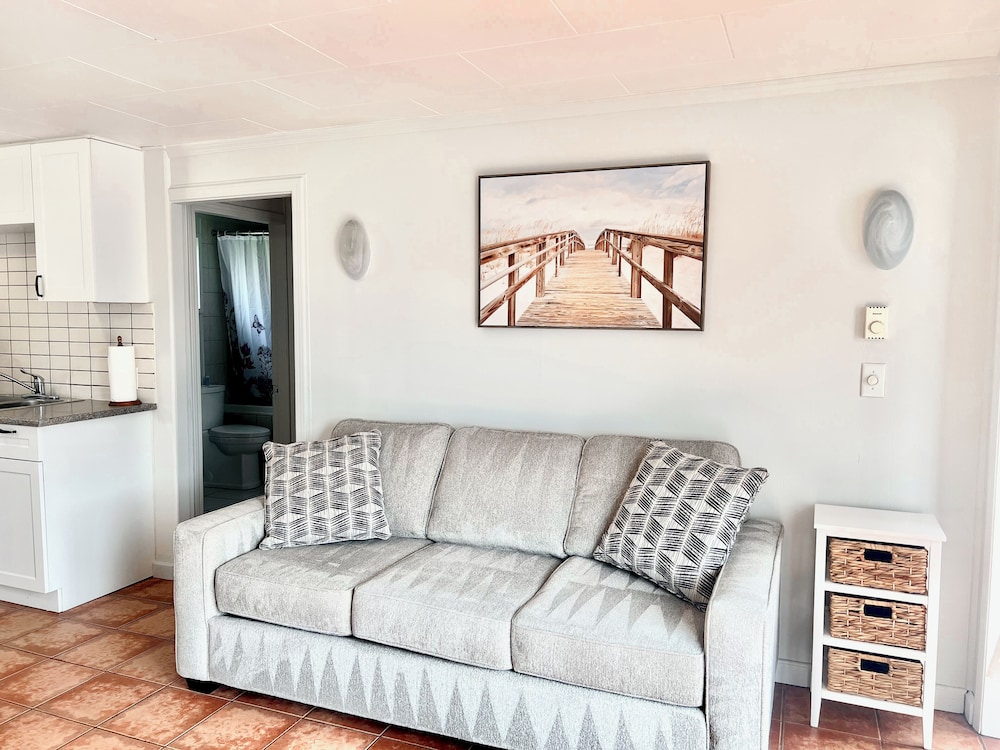 Peachland Beach Resort