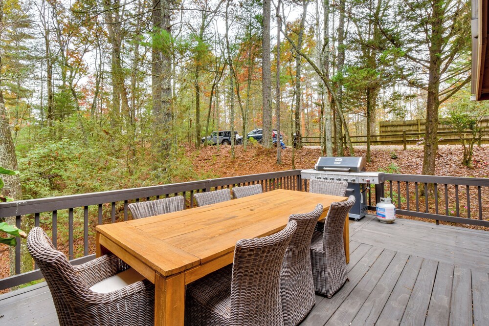 1 Mi to Beach: Lake Rabun Home w/ Carriage House