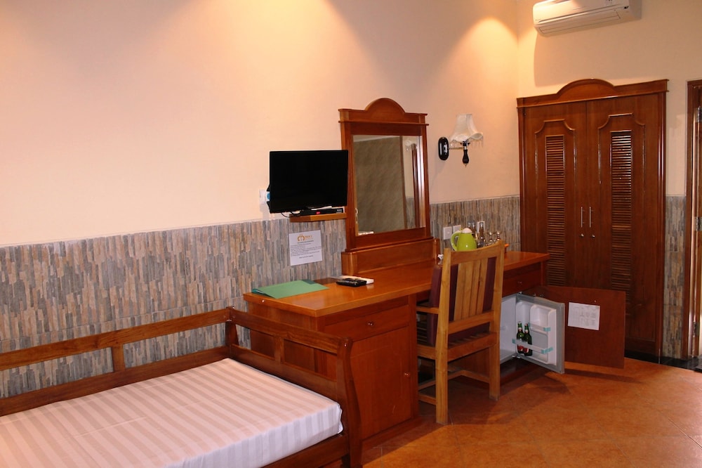 Man's Cottages and Spa