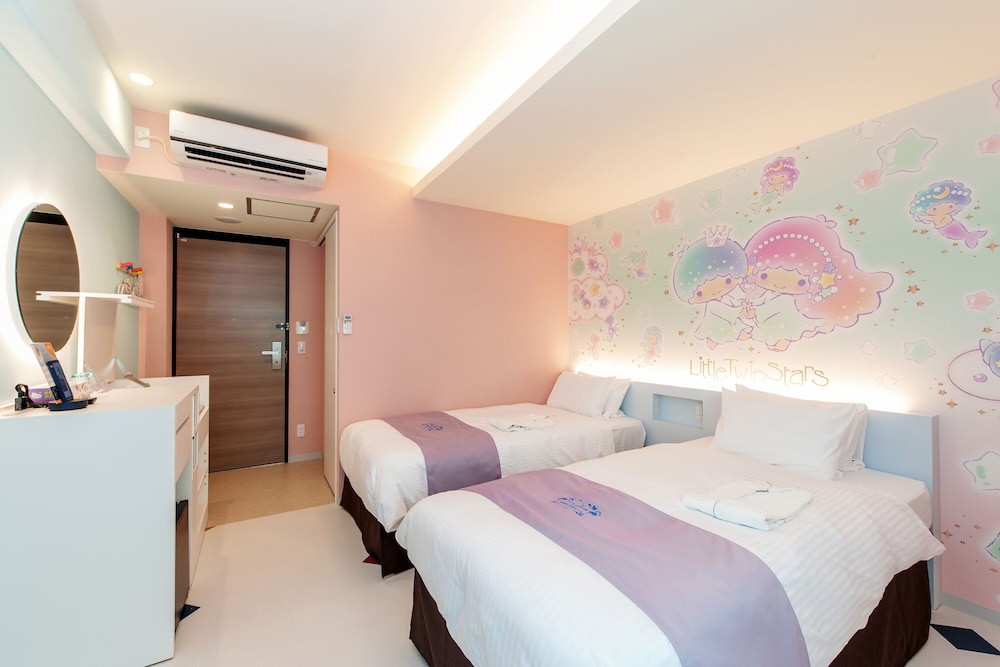 HOTEL OKINAWA WITH SANRIO CHARACTERS 152