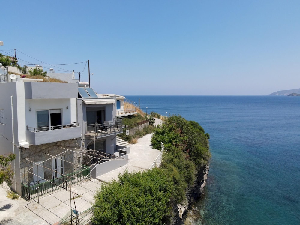 Villa Maria Apartment Sea View by Estia view 4