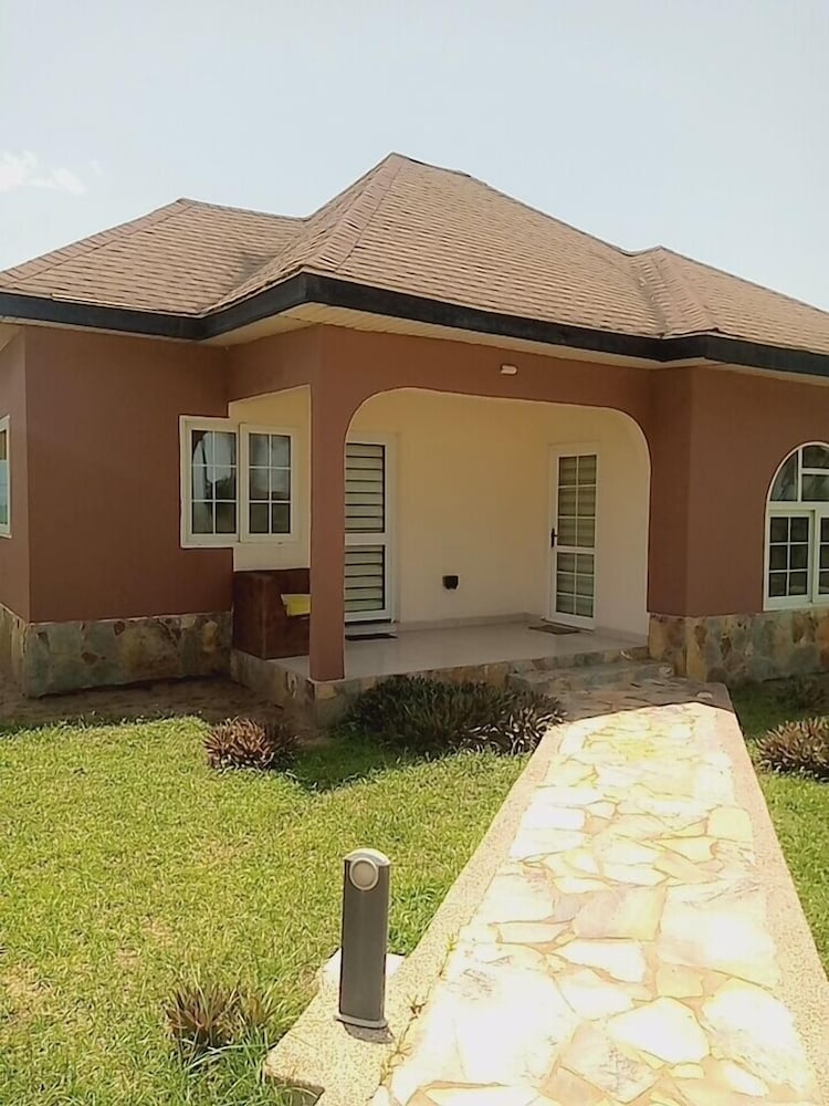 Solent Villas Resort view 4