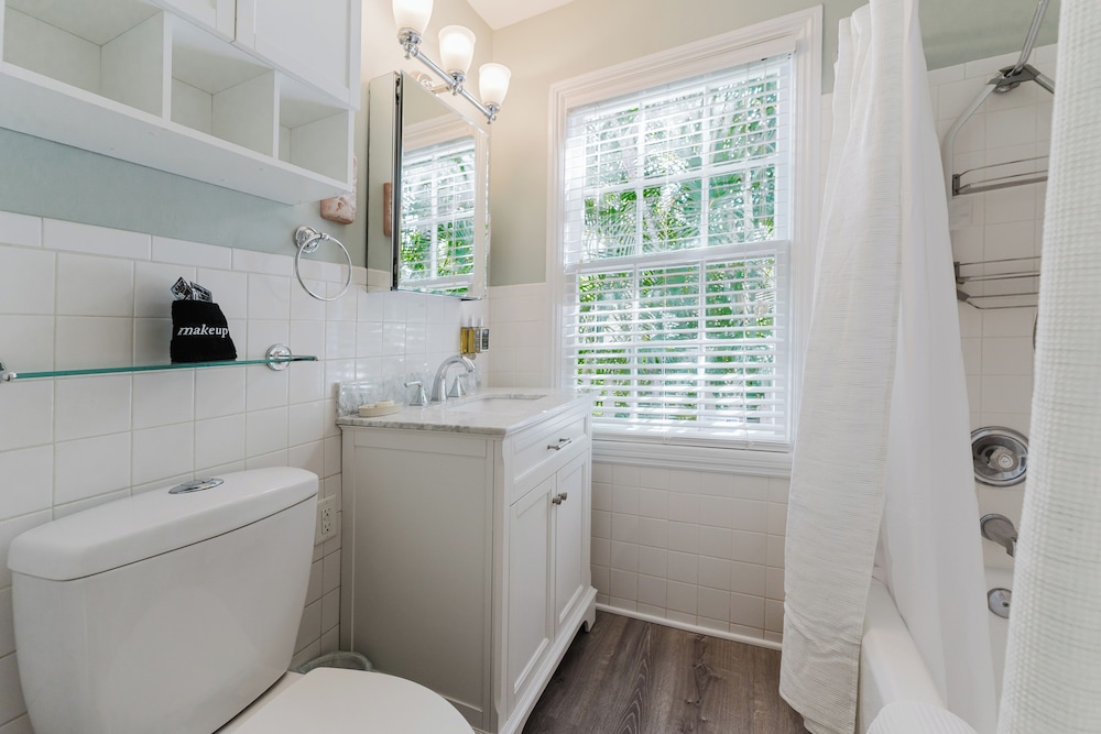 Coco Plum Cottage