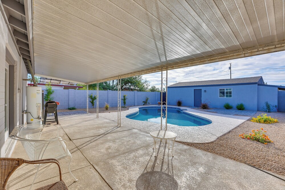 Centrally Located Oasis 1 Mi to Shadow Mountain!