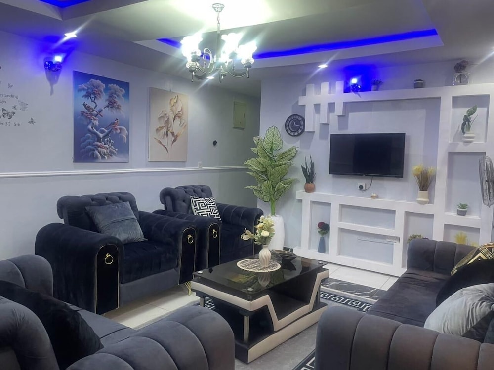 Muniz Global Apartments