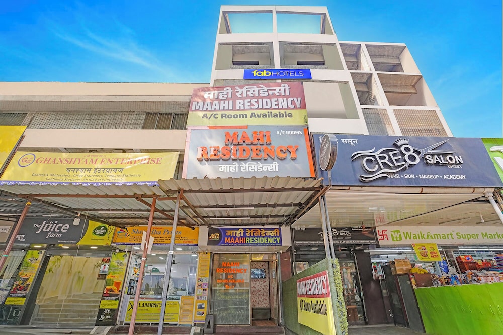 Fabhotel Maahi Residency