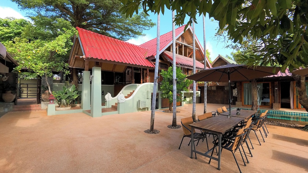 Tolani Riverside Chiang Mai Villa