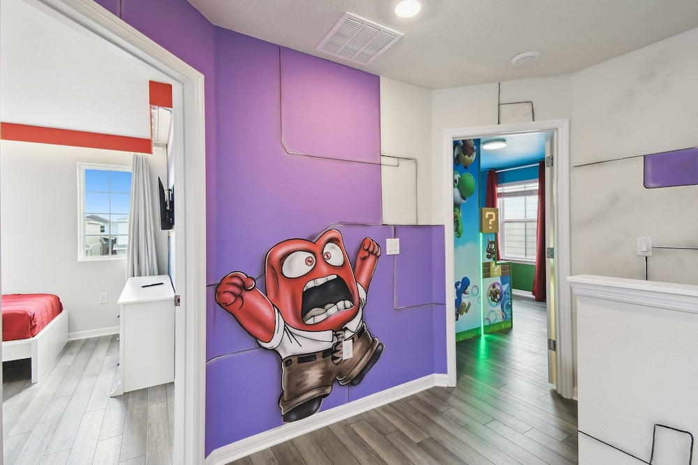5 BD En-suites, Game Room, Pool, Sleeps 14, Disney