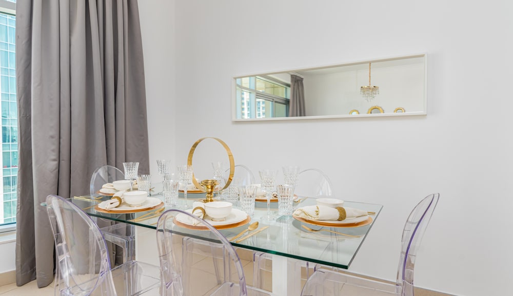 Dream Inn Dubai Apartments - Burj Views