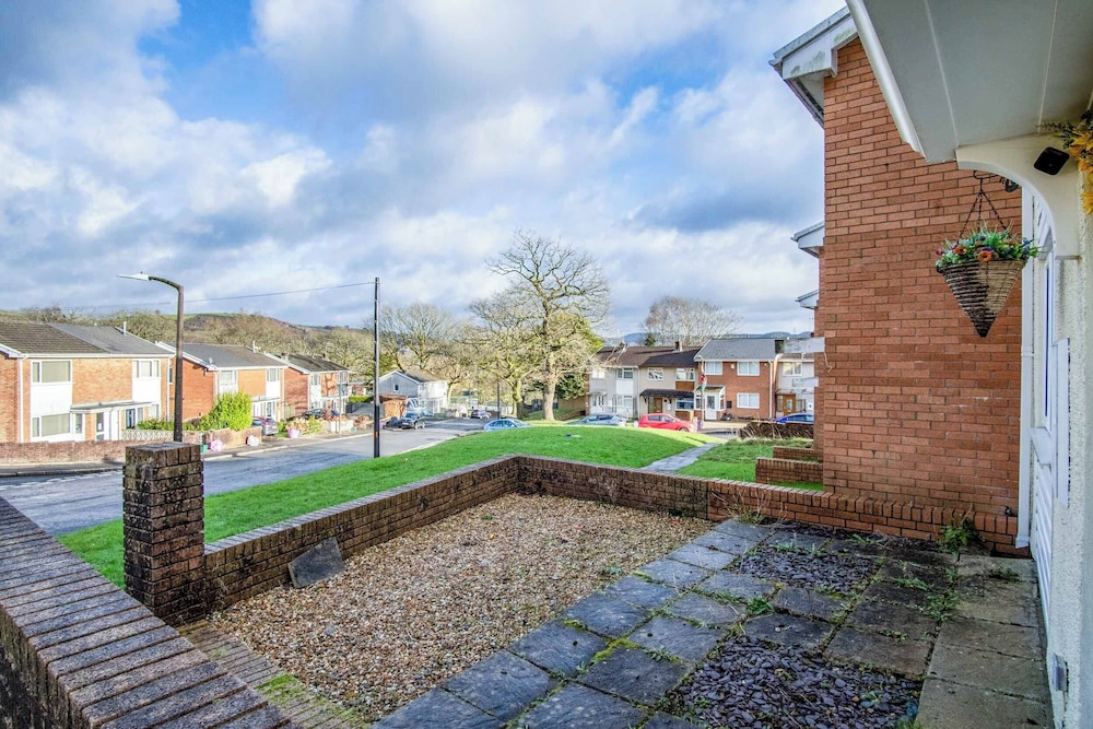 Tyle Teg - 3 Bedroom Holiday Home - Clydach