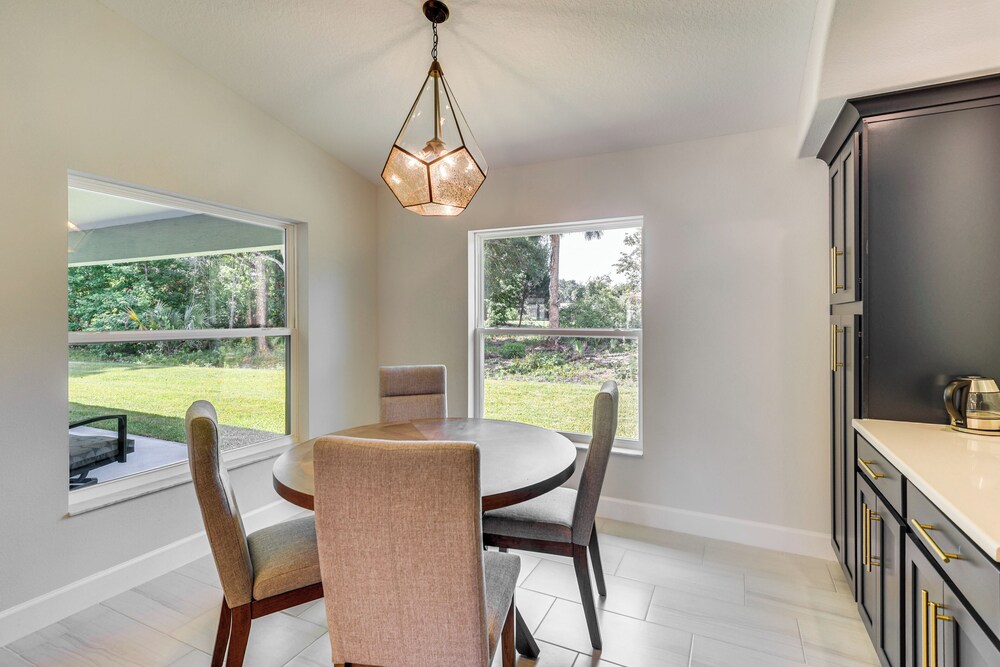 Newly Built Golf Course Home in Palm Coast!