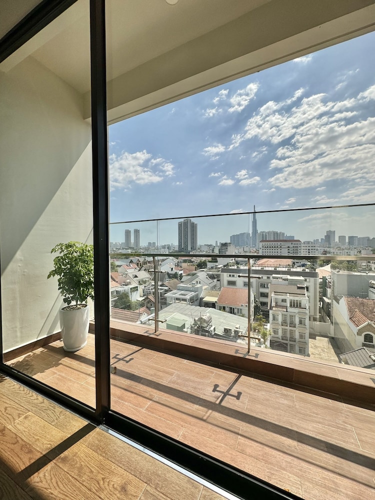 Homie's Apartment in D'Edge Thao Dien