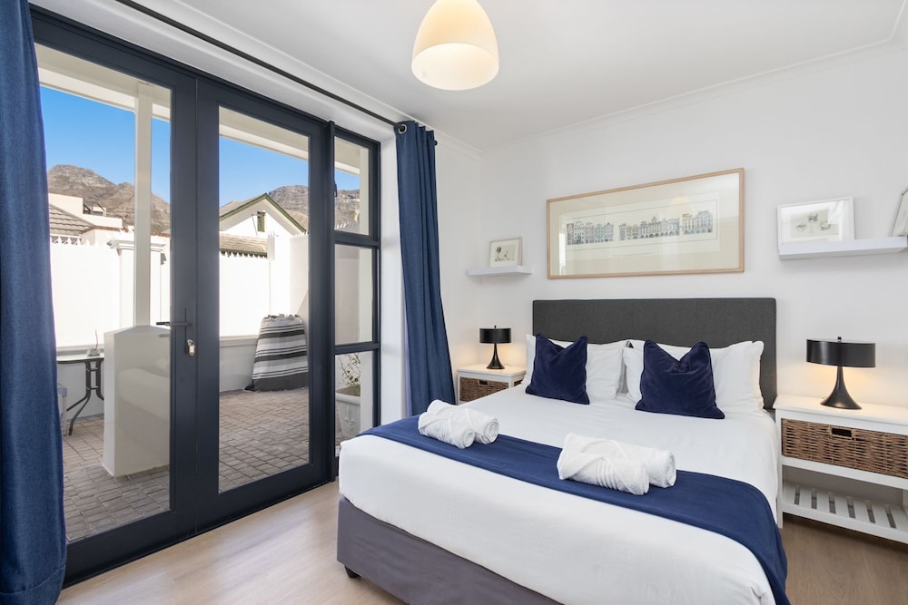 Uptown Retreat