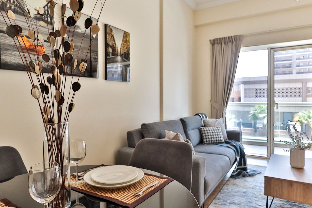 WelHome - Apt amidst golf courses, perfect for sports lovers