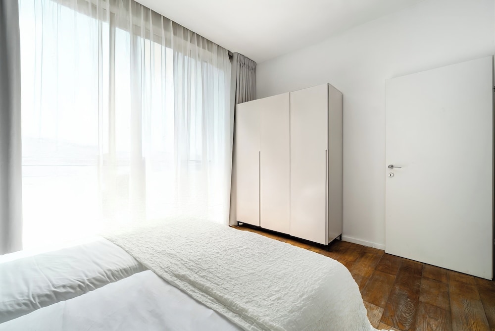 Allenby Urban Living Apartments by Sea N Rent