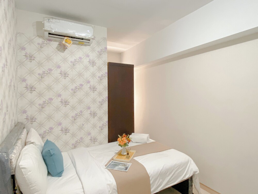 Comfort Living 2Br Springlake Summarecon Bekasi Apartment
