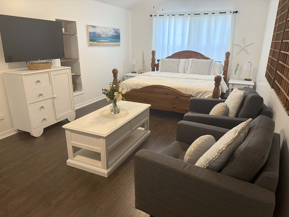 Aqua Dream Home for 11