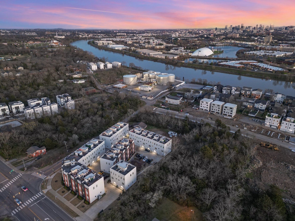 Nashville Nest - Rooftop Patio - Mins To Broadway