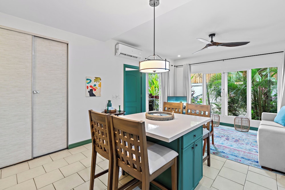 1-BD Near Beach, Great for Digital Nomads
