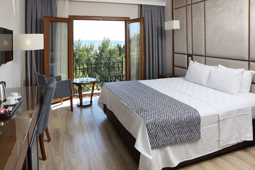 Golden Lake Otel - Image 28