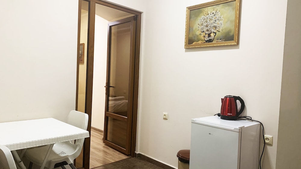 Domino Yerevan Hostel & Tours