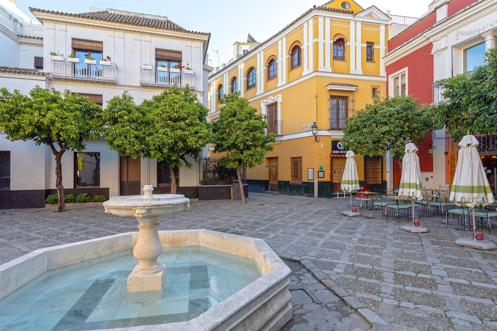 Exclusive Apartment Near Cathedral Rodrigo Caro IV