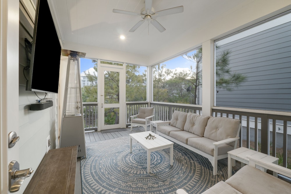 Prominence on 30A by Panhandle Getaways