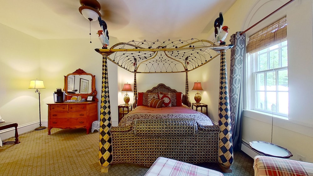 John Joseph Inn