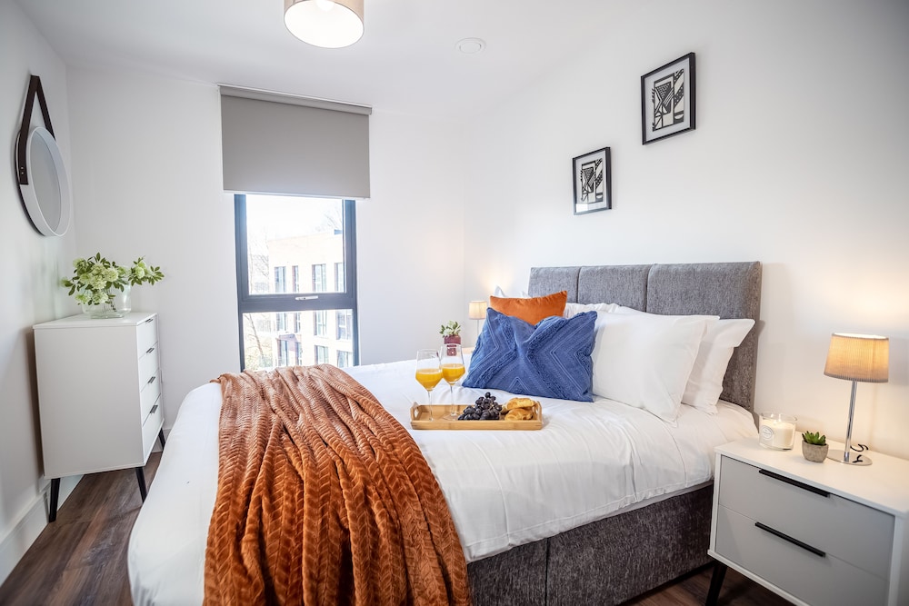 Great Central Apartments by Opulent view 2