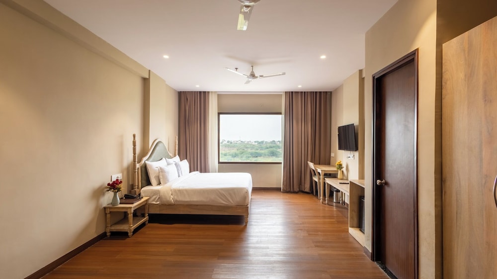 Pallacia A Luxury Hotel