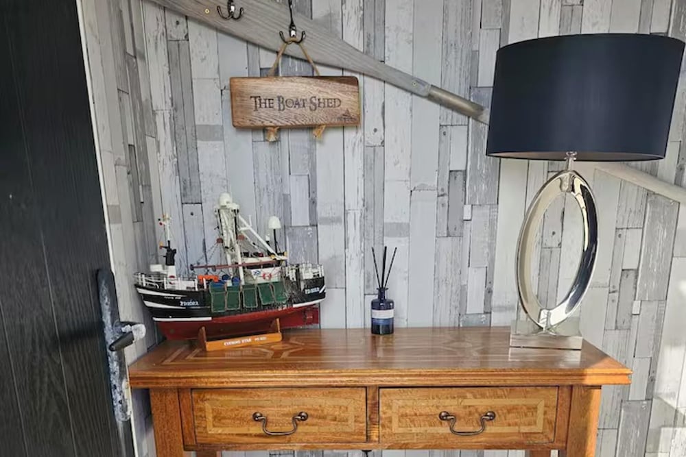 2 Bed Cottage-sleeps 4-harbour & Sea View