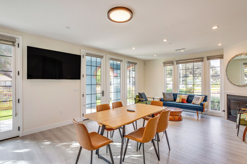 Shop, Dine & Explore Pasadena! Newly Built Home