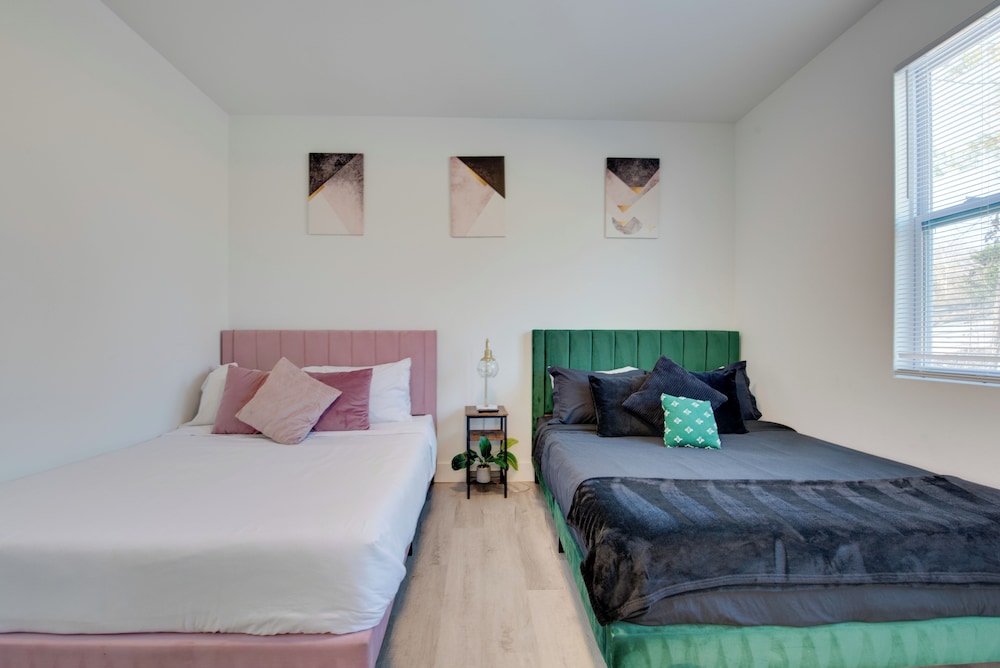 3 Mi to Six Flags: Atlanta Area Apartment