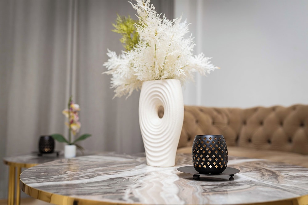 Libi Apartment-BlueWaters Property