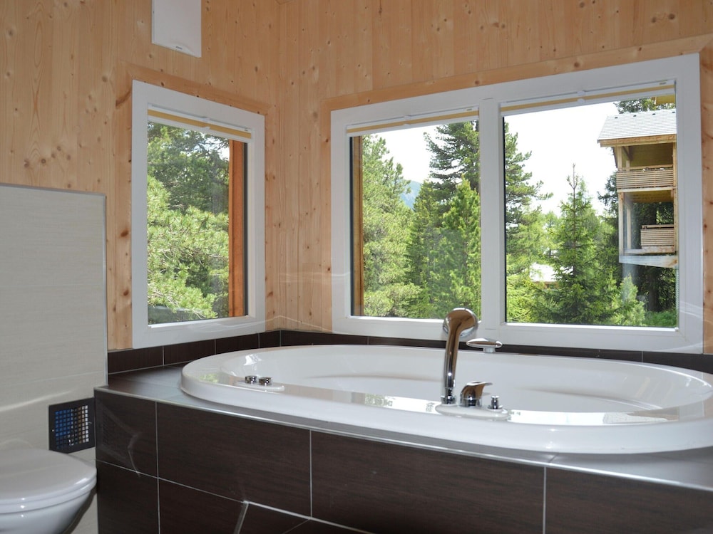 Cosy Chalet With Infrared Sauna