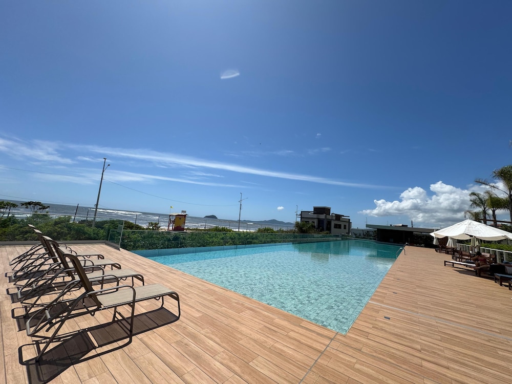 Summer Holiday com Piscina Climatizada