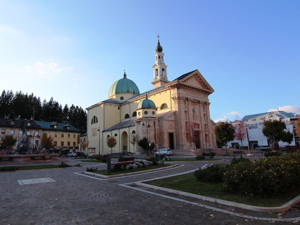 Photo 34