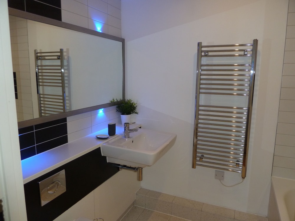 Approved Apartments Skyline Manchester photo 4
