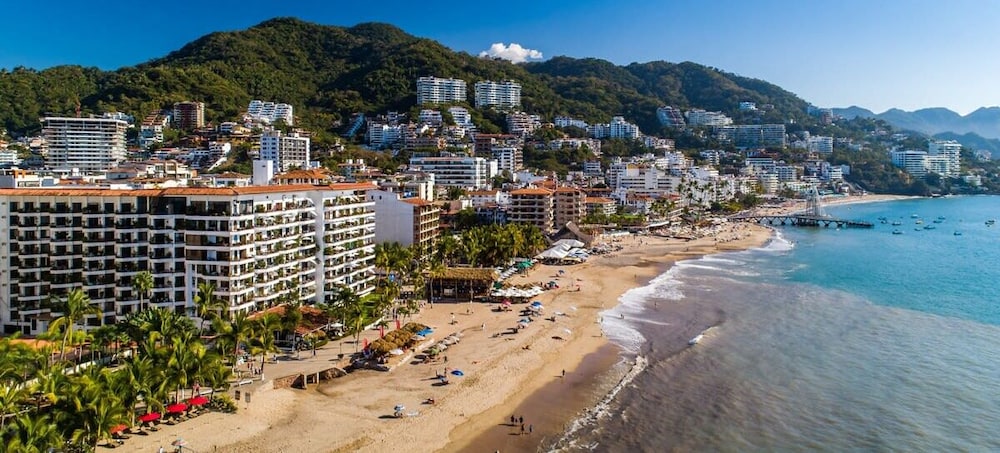 Ocean View 2Br Condo-balcony-beach-pool - 214